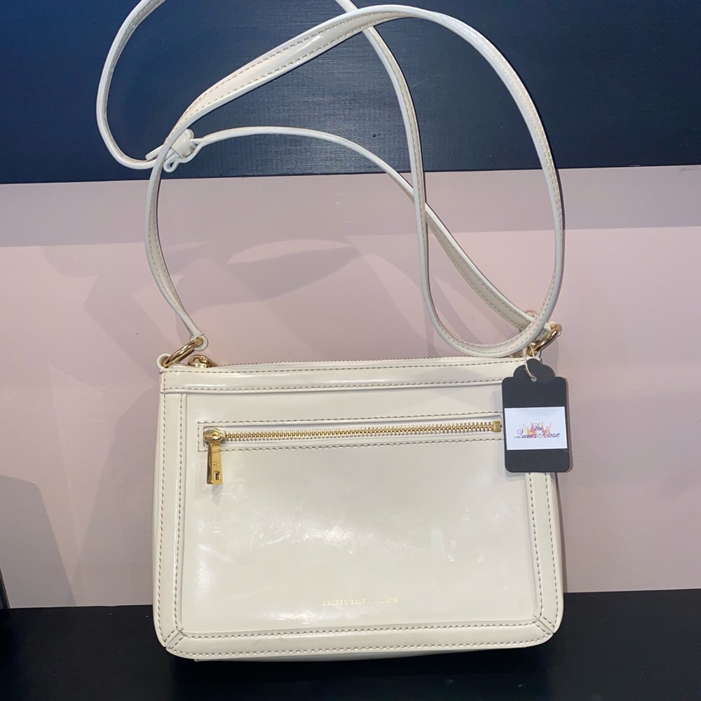 Like new white Lauren Ralph Lauren small bag